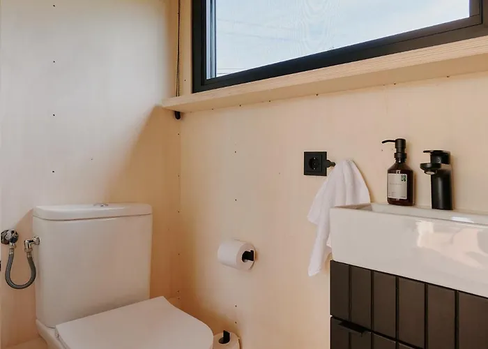 Raus Tiny House Am Mit Sauna Und Whirlpool بيت للعطل *